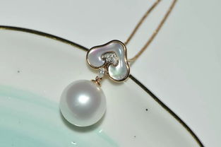 首飾設(shè)計(jì)新力量 亮寶樓首屆中國獨(dú)立珠寶設(shè)計(jì)師作品展專訪——連若辰的珠寶藝術(shù)世界